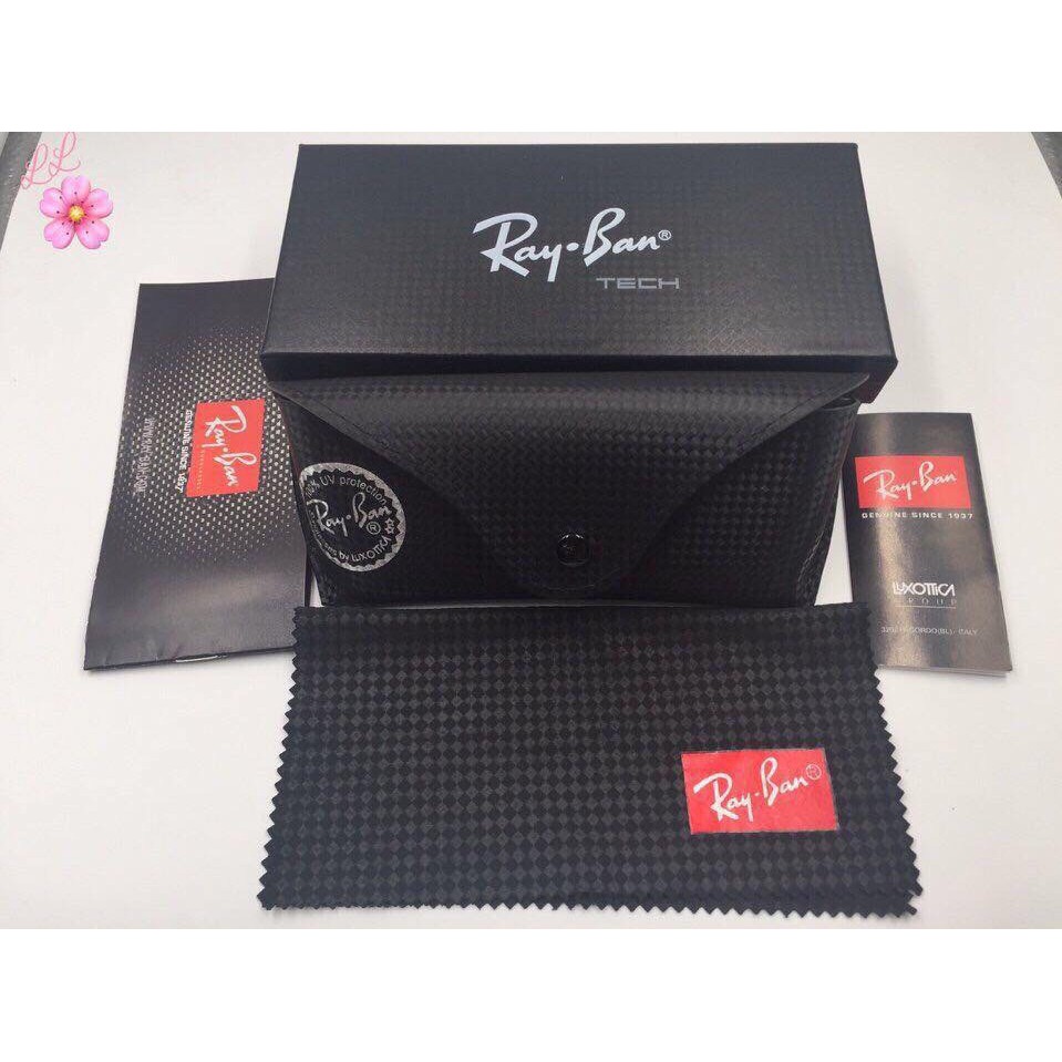 Hộp theo hiệu đựng kính mát, nam hoặc nữ, các loại kính, … Có thể đựng làm hộp bút cũng được. Hộp đủ bộ gồm khăn lau kín