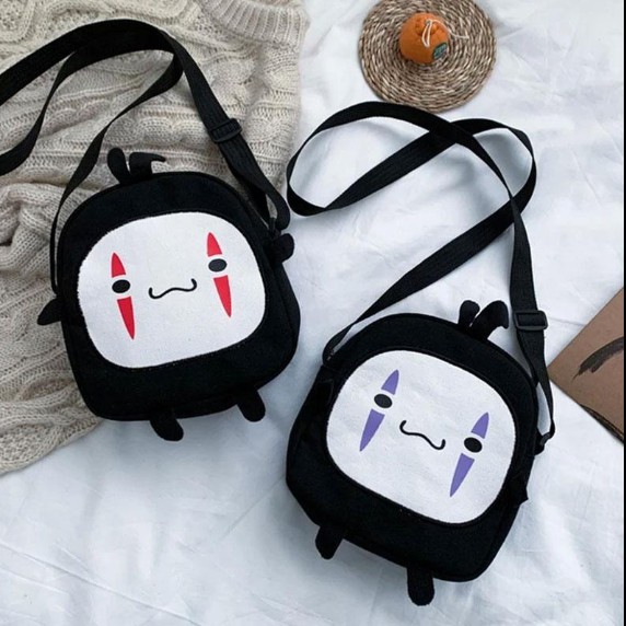 D029-Túi nữ đeo chéo in hình chibi vô diện