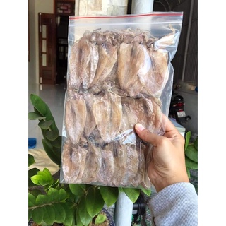 1 túi 40 con mực câu thơm ngon