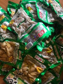 Chân gà yuyu 100 gram ( Sẵn)