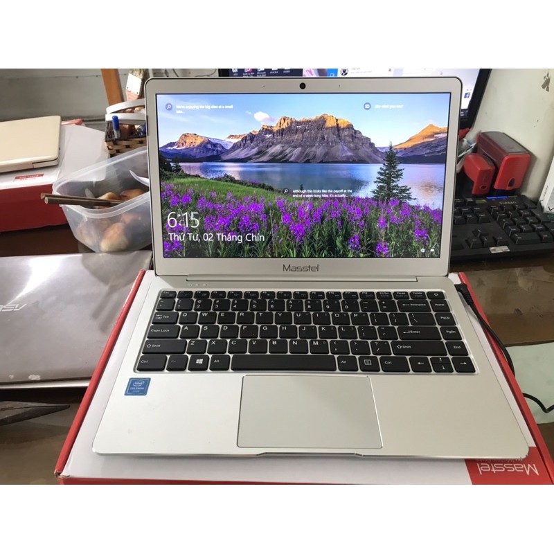 Laptop cũ Masstel L133 macbook Việt nam _ 99%