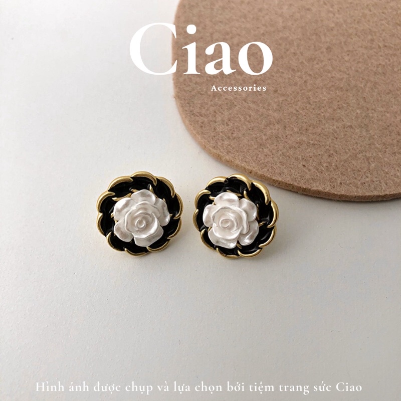 [HOẢ TỐC 1H] Khuyên tai/ Bông tai mạ bạc S925 thiết kế hình hoa hồng White Rosie Ciao