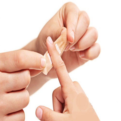 BĂNG UGO HỘP 100 MIẾNG