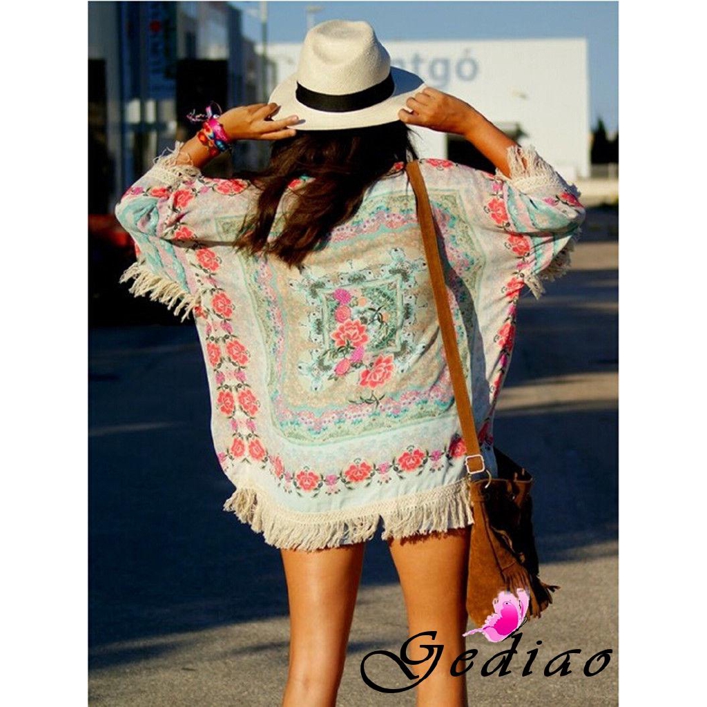 Áo khoác Kimono phối họa tiết hoa phong cách Boho