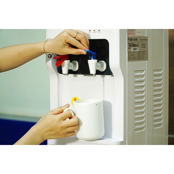 Cây nước nóng lạnh Nhập Khẩu Fujihome WD5320E, bình lọc máy lọc nước nóng lạnh mini uống công nghệ Nhật Bản
