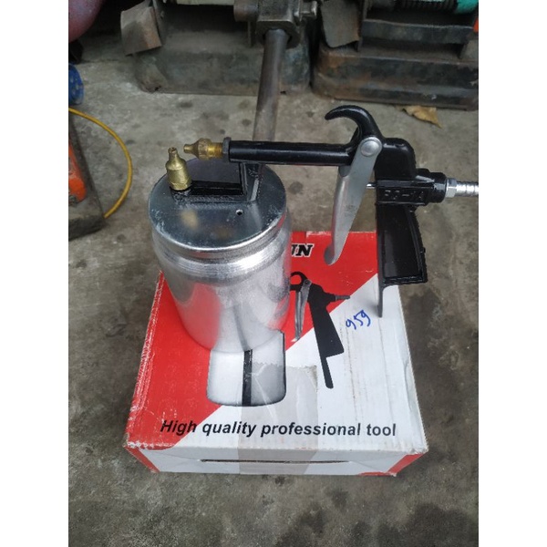 Sú.ng phun sơn loại