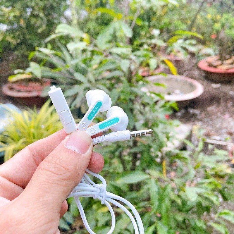 Tai nghe điện thoại oppo