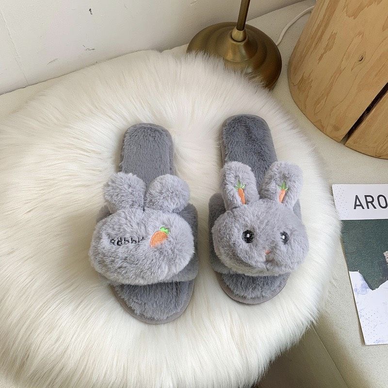 Dép lông mang trong nhà