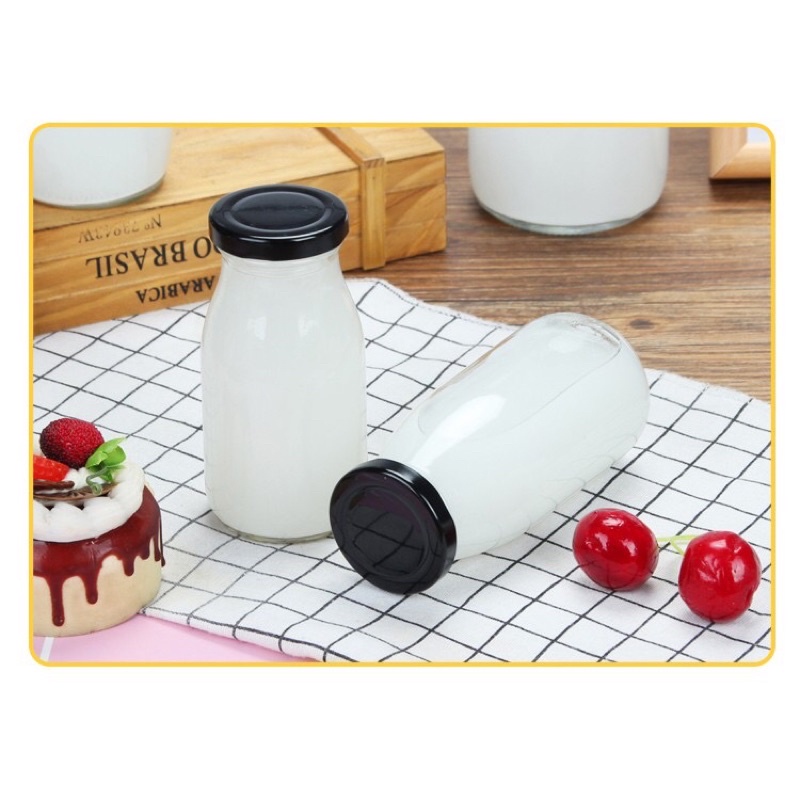 Chai thuỷ tinh đựng sữa nắp thiếc 200ml