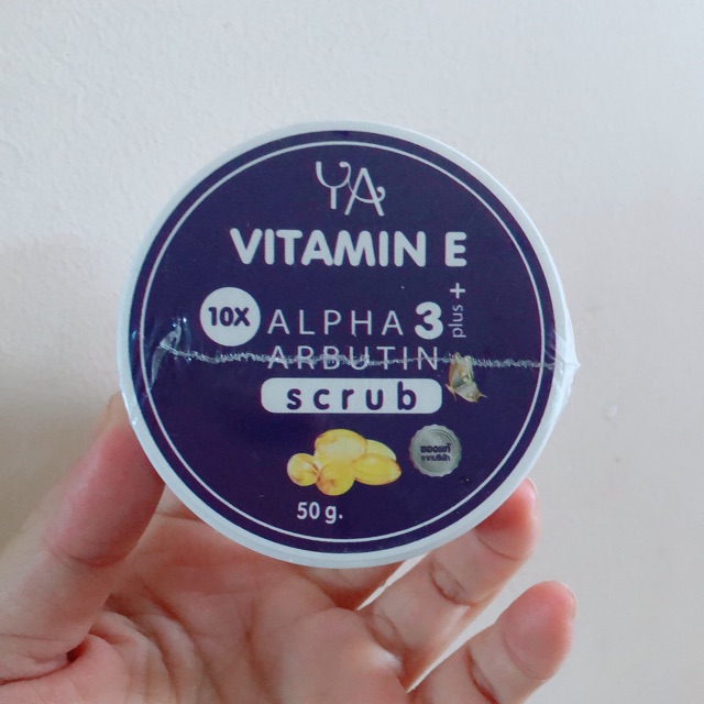 Tẩy tế bào chết Vitamin E Aloha Arbutin 3+ Plus