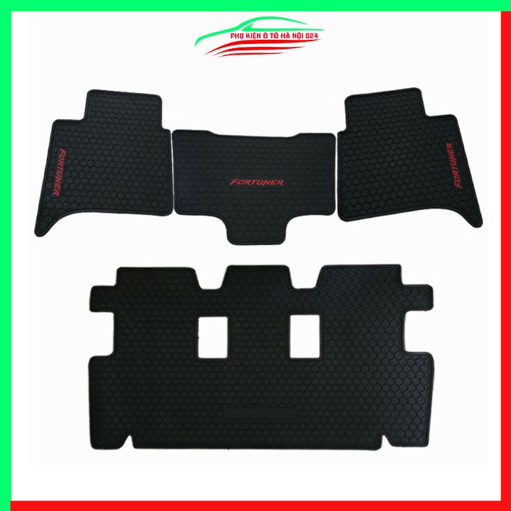 Thảm lót sàn cao su cho xe TOYOTA FORTUNER 2021-2022 hàng chuẩn theo xe chịu lực tốt