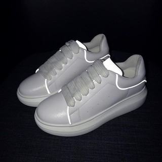 Giày Sneaker MC Queen Phản Quang Dây Lụa Cao Cấp Full Box Full Bill