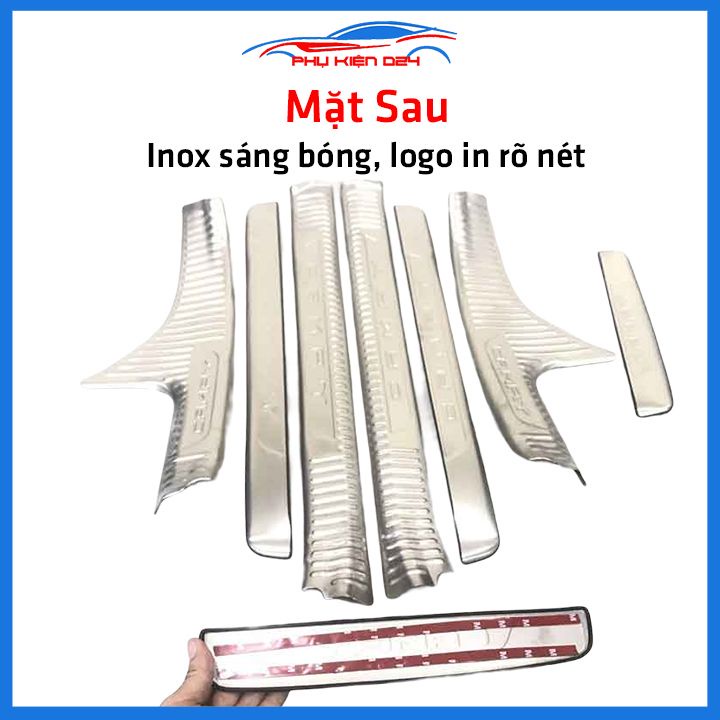 Bộ ốp bậc cửa trong ngoài nẹp bước chân Camry 2019-2020-2021-2022 Inox chống trầy trang trí xe