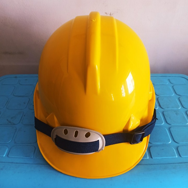 Nón bảo hộ lao động công trình