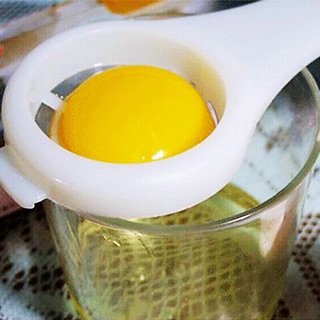 Dụng cụ tách lòng trắng trứng gà 🐣🐣🐣