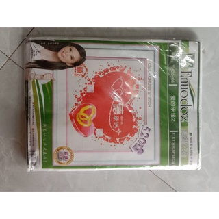 tranh thêu chữ thập