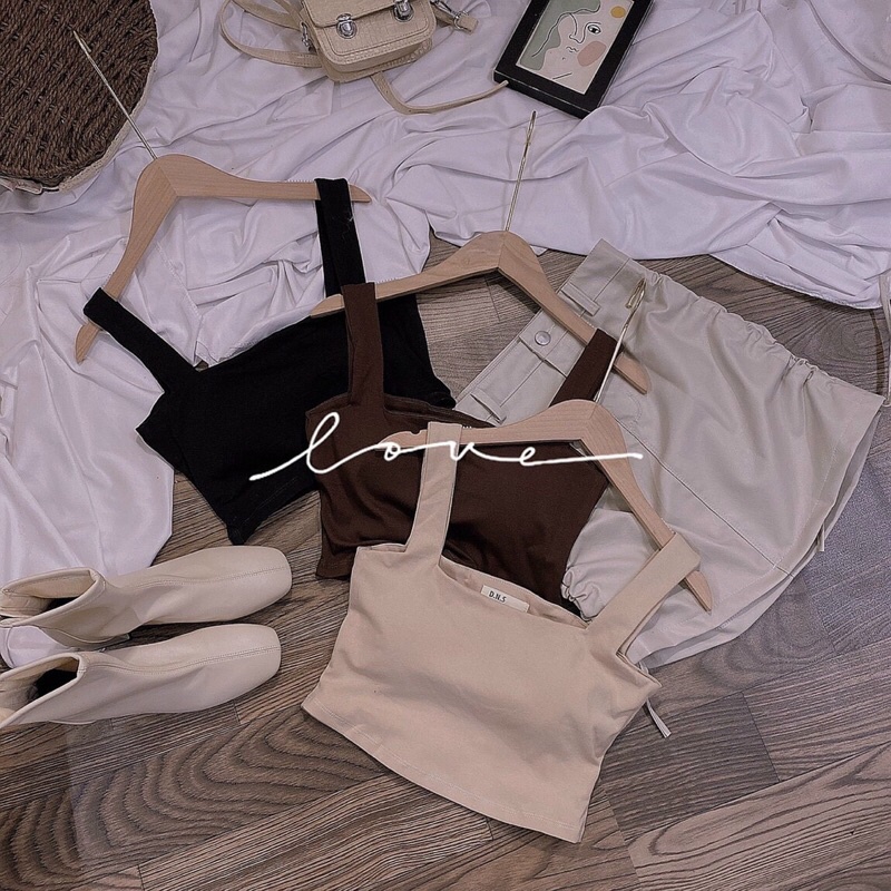 Áo thun croptop 2 dây bảng to