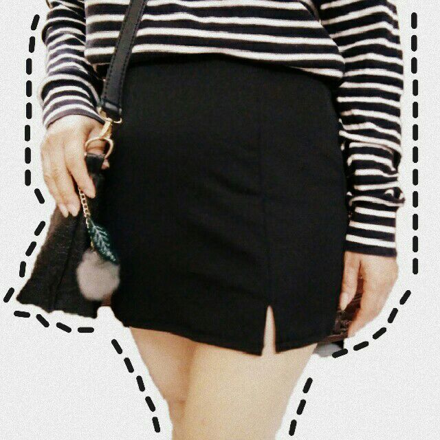 Chân váy ulzzang xẻ 1 bên chân váy xẻ có màu trắng bigsize có size đại | BigBuy360 - bigbuy360.vn