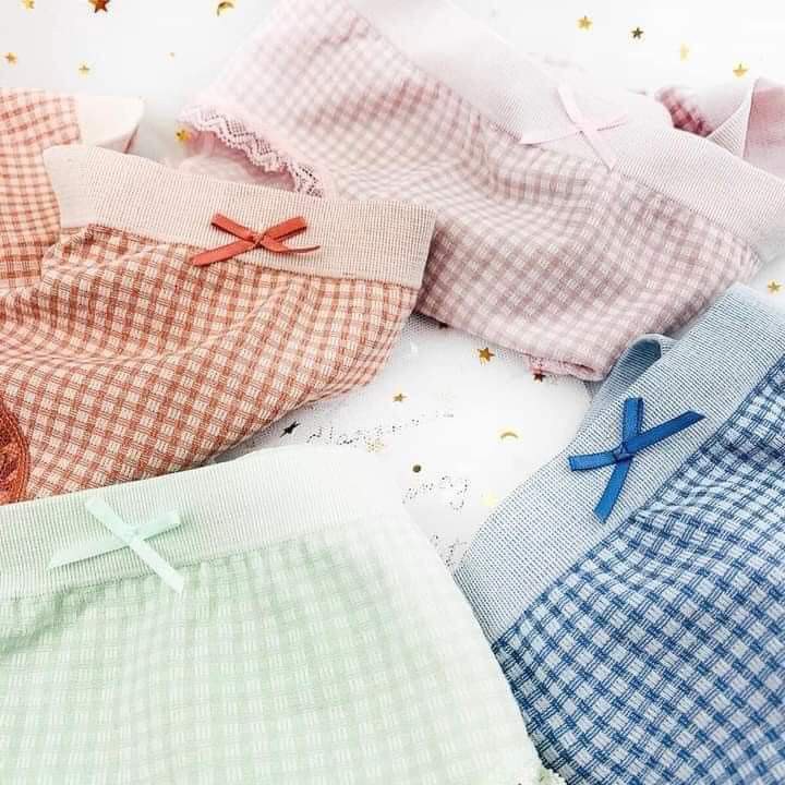 Váy ngủ lụa phối ren xẻ đùi sexy mới nhất 2022 NA643