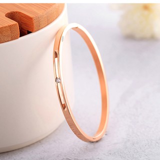 Vòng tay thép Titan màu vàng hồng cho nữ