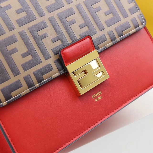 Túi đeo chéo nữ