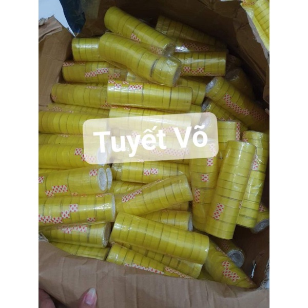 1 cây băng keo văn phòng siêu dai cuộn 1f