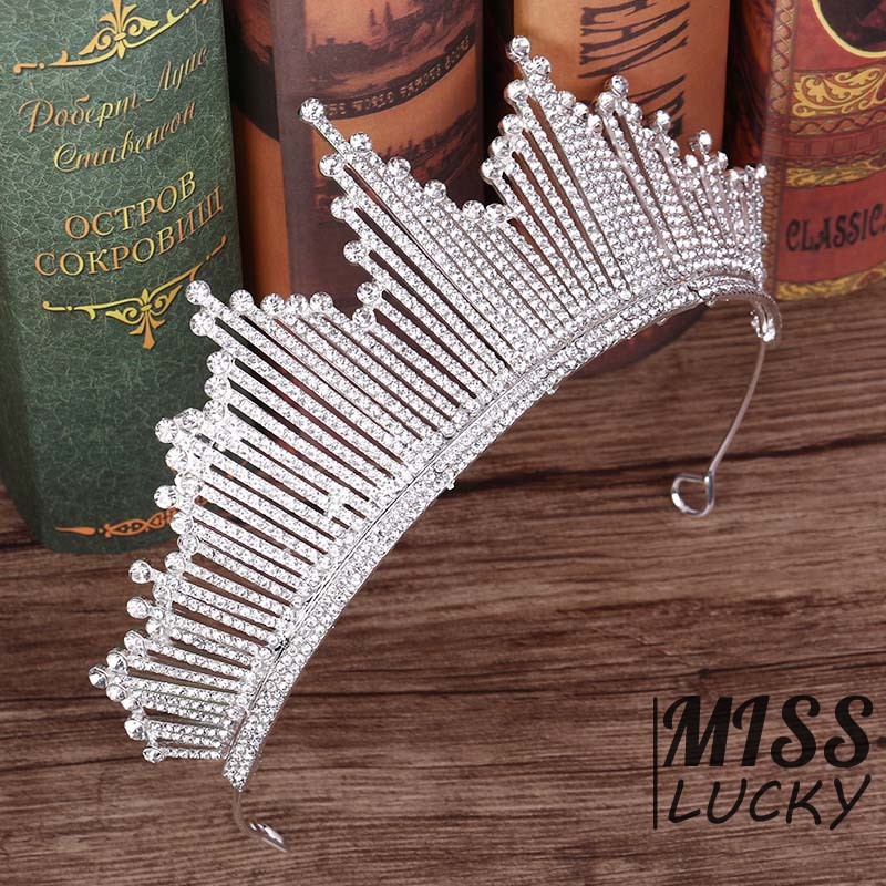 Vương miện đính đá ánh nhũ phong cách thời trang sang trọng cho cô dâu