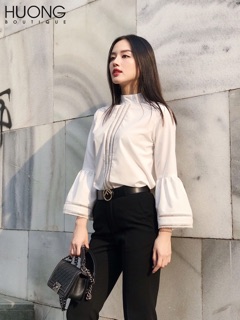 Áo cotton lụa trắng tay loe -HBSM513