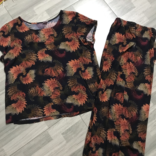 Bộ lanh sớ lửng nữ trung niên cho các mẹ