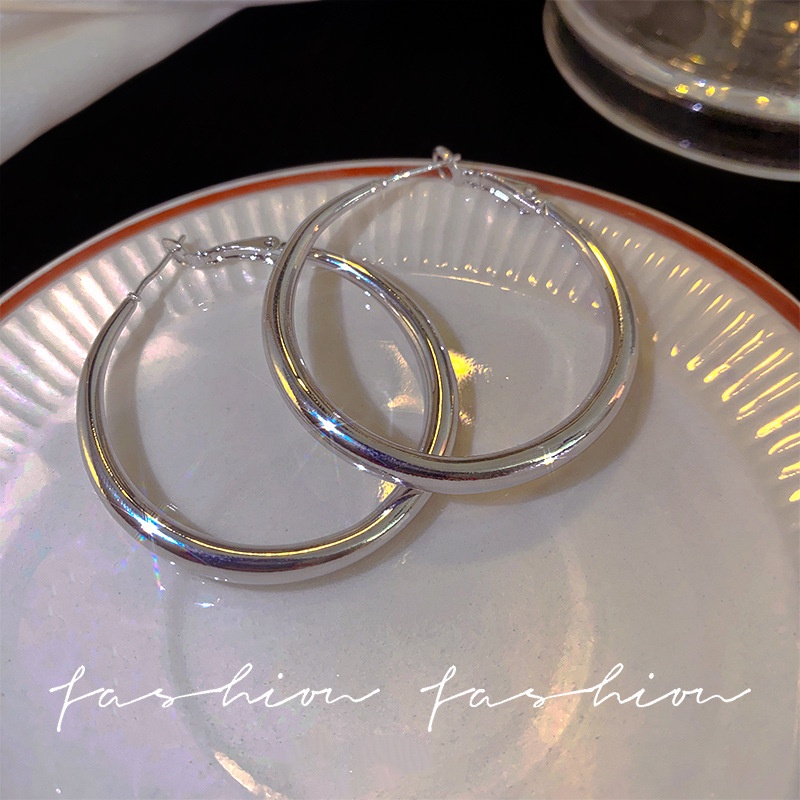 Khuyên Tai Thiết Kế Độc Đáo Thời Trang 2022 Cho Nữ