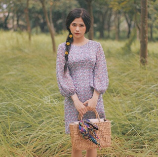 Đầm cổ piterpan tay phồng