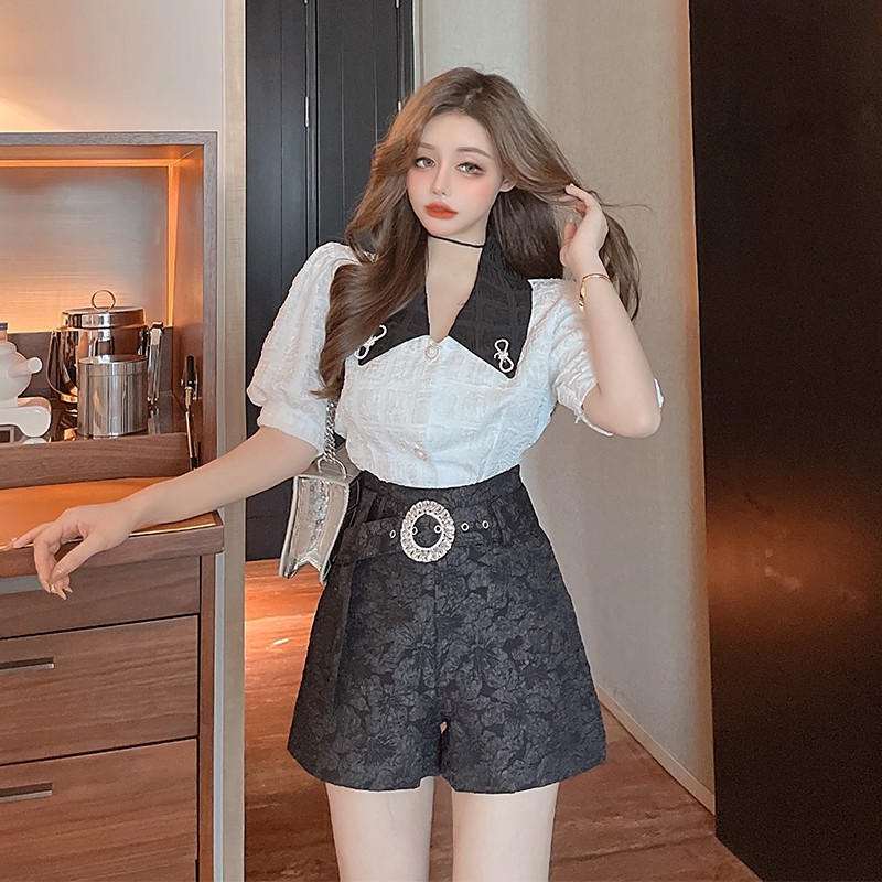 (ORDER) Set áo búp bê tay bồng cổ đính hoa đá+ quần shorts hoa văn ( BÁN LẺ)