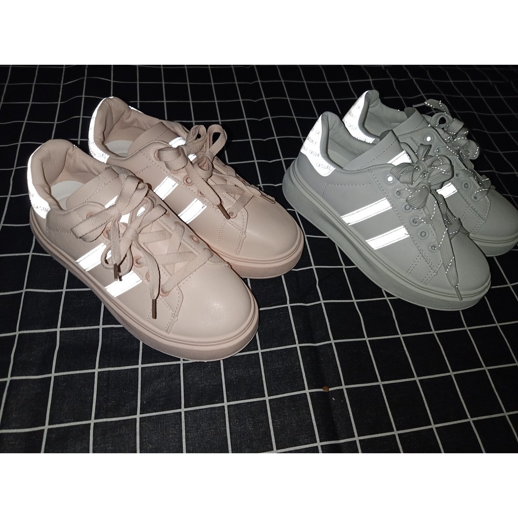 [Mã FAGREEN245 giảm 10% tối đa 30k đơn từ 99k] Giày sneaker nữ phản quang 2 sọc đẹp siêu hot ( ảnh thật ) [FREE SHIP] | BigBuy360 - bigbuy360.vn