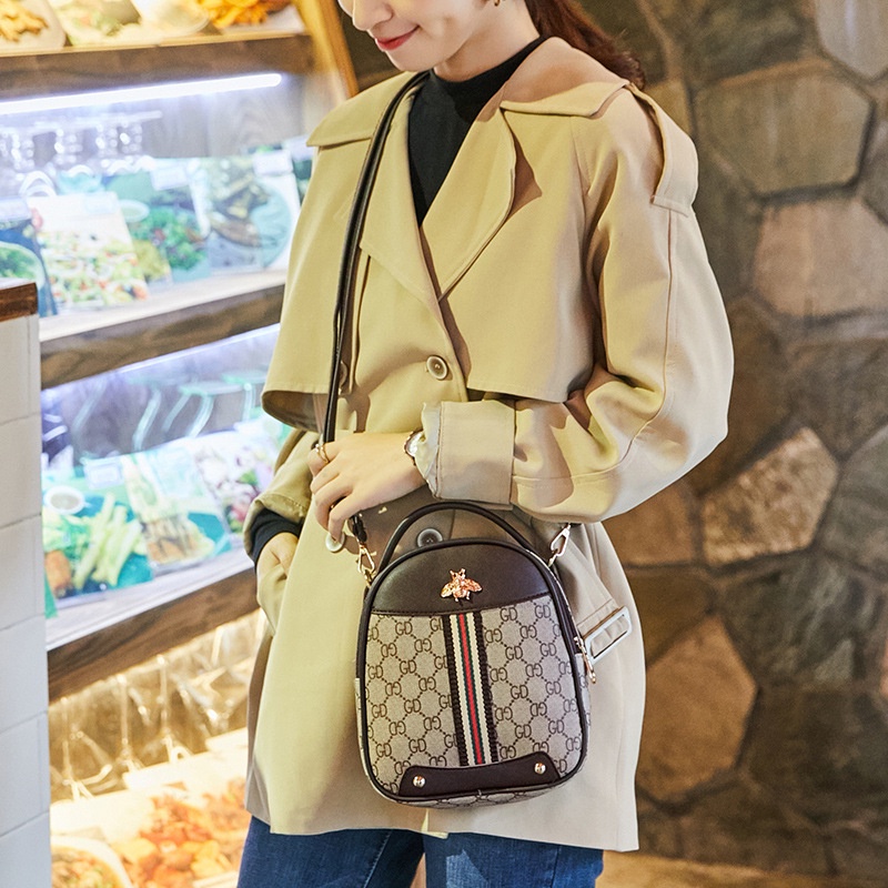 Ba lô da CHUWANGLIN hình chú ong nhỏ xinh thời trang dành cho nữ