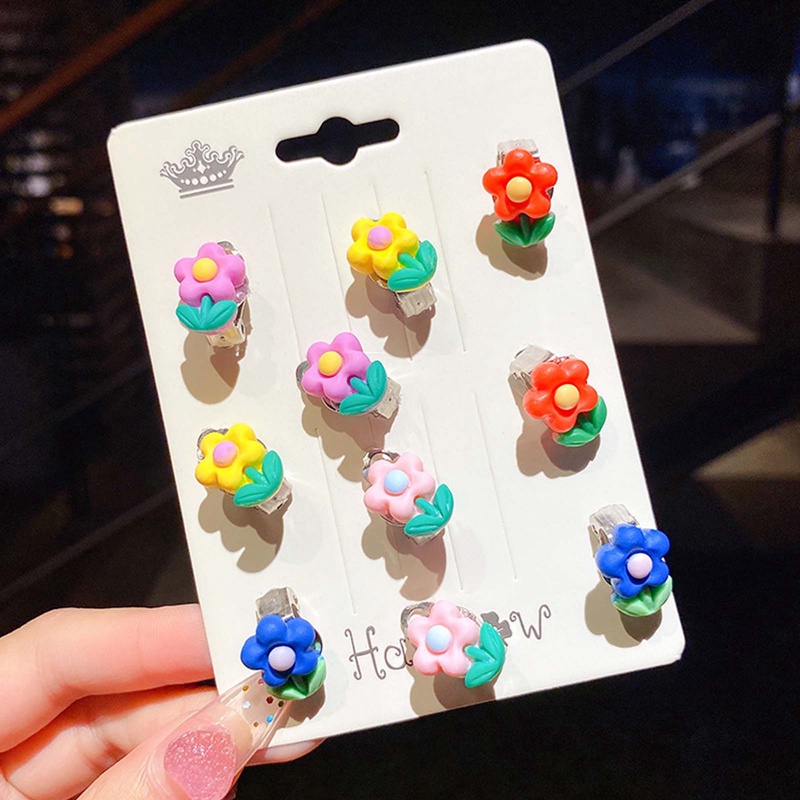 Khuyên Tai Nhựa Dễ Thương Cho Bé Gái