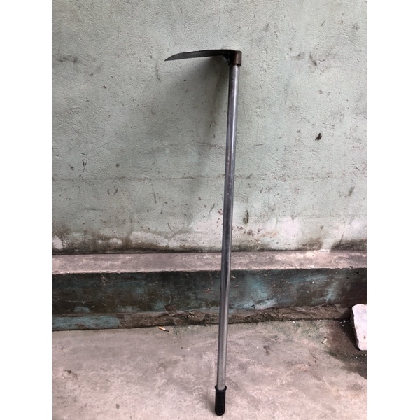 Cuốc  làm  vườn  sới đất  làm  cỏ  cán dài  1,2m