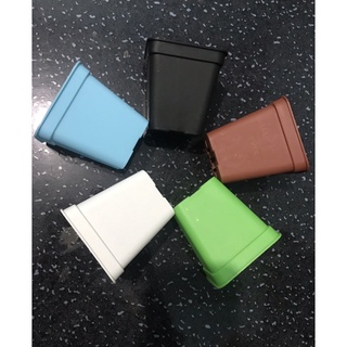 Chậu nhựa vuông 7x7cm