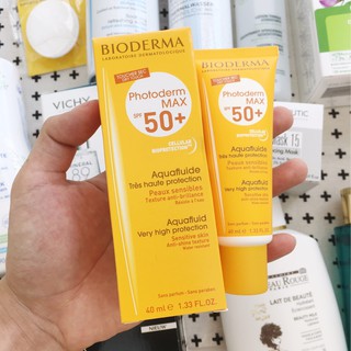 Kem Chống Nắng Bioderma Photoderm Max Aqua Fluide SPF 50+ 40ml Cho Da Thường, Da Dầu