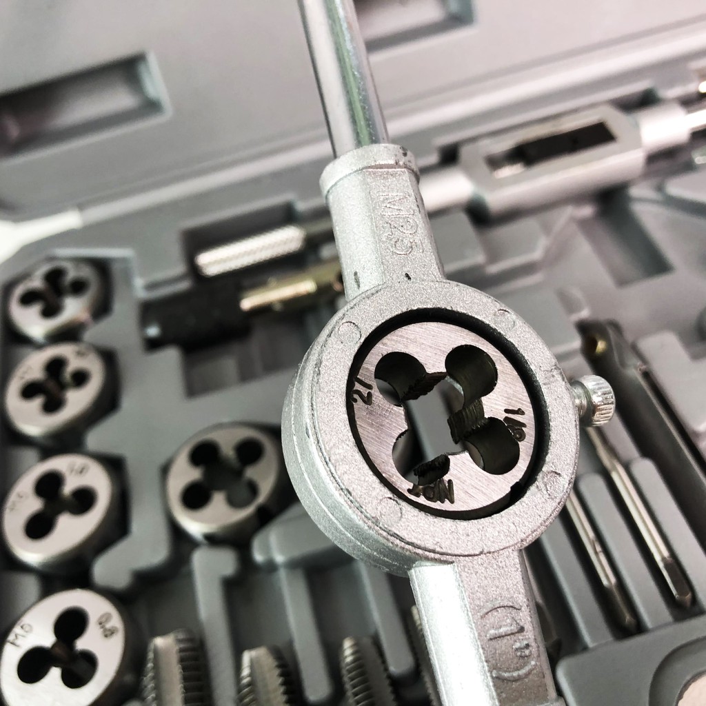 Bộ Taro Ghi 40 Chi Tiết Tạo Ren Trong Và Ren Ngoài Cao Cấp