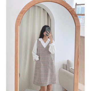 váy suông kẻ cổ trắng