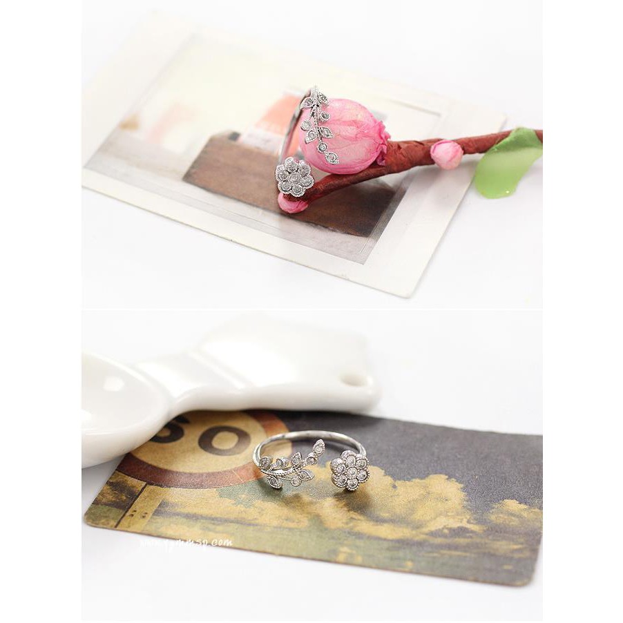 Nhẫn hở đeo tay thời trang hoạ tiết hình bông hoa đính đá pha lê có thể điều chỉnh cho vừa tay - Nhẫn đeo tay NH03