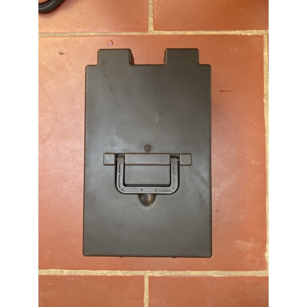 Hộp bình acquy xe M133 , 133s zin xe