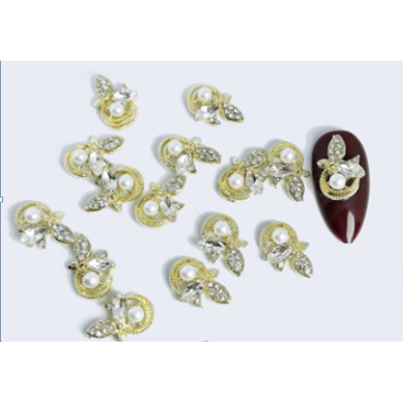 charm trang trí nail