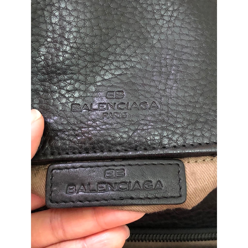 Túi đeo chéo nam hiệu Balenciaga Paris da thật