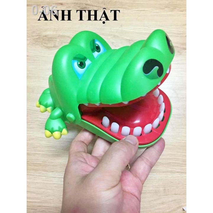 Đồ chơi khám răng cá sấu cắn tay size to 15cm- Rèn kĩ năng và tư duy cho bé- tamankids