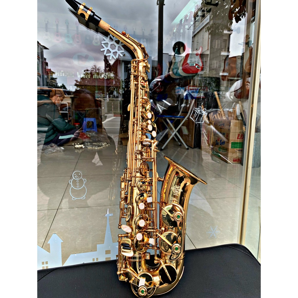Kèn saxophone alto Selmer mã SA700 2 màu vàng