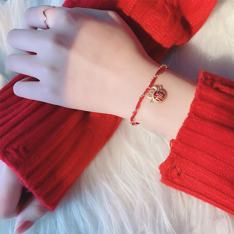 Simple hand-woven red rope 18K gold titanium steel bracelet