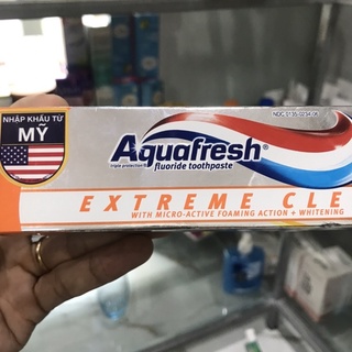 Kem đánh răng Aquafresh trắng răng bạc hà thơm mát