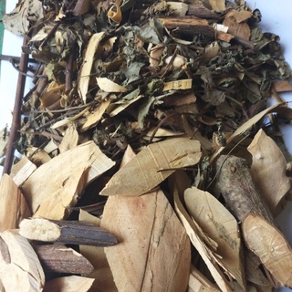 cây phèn đen khô 1kg