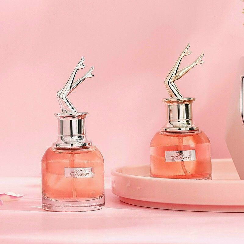 Nước hoa đôi chân Karri